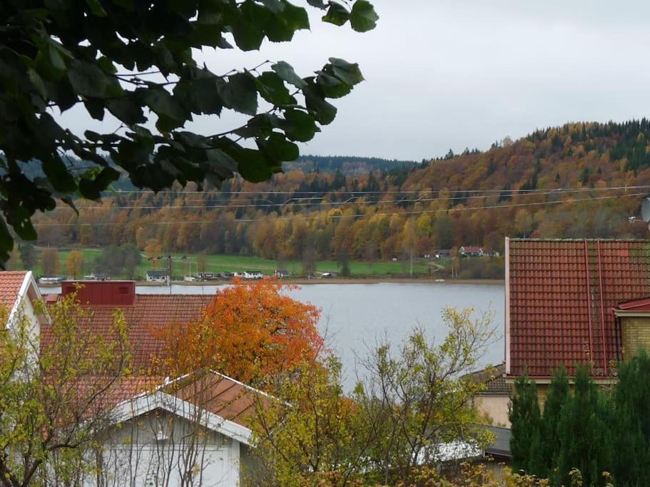 Ekhult 3 Apartment Ground Floor With Garden And Lake View Ulricehamn Exterior photo