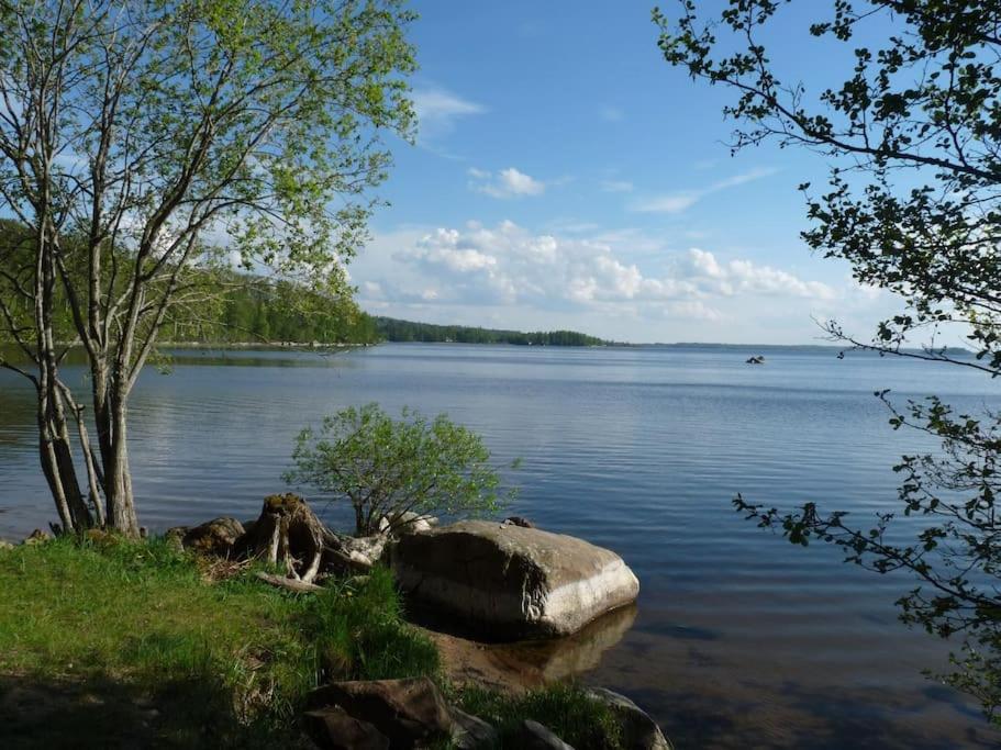 Ekhult 3 Apartment Ground Floor With Garden And Lake View Ulricehamn Exterior photo