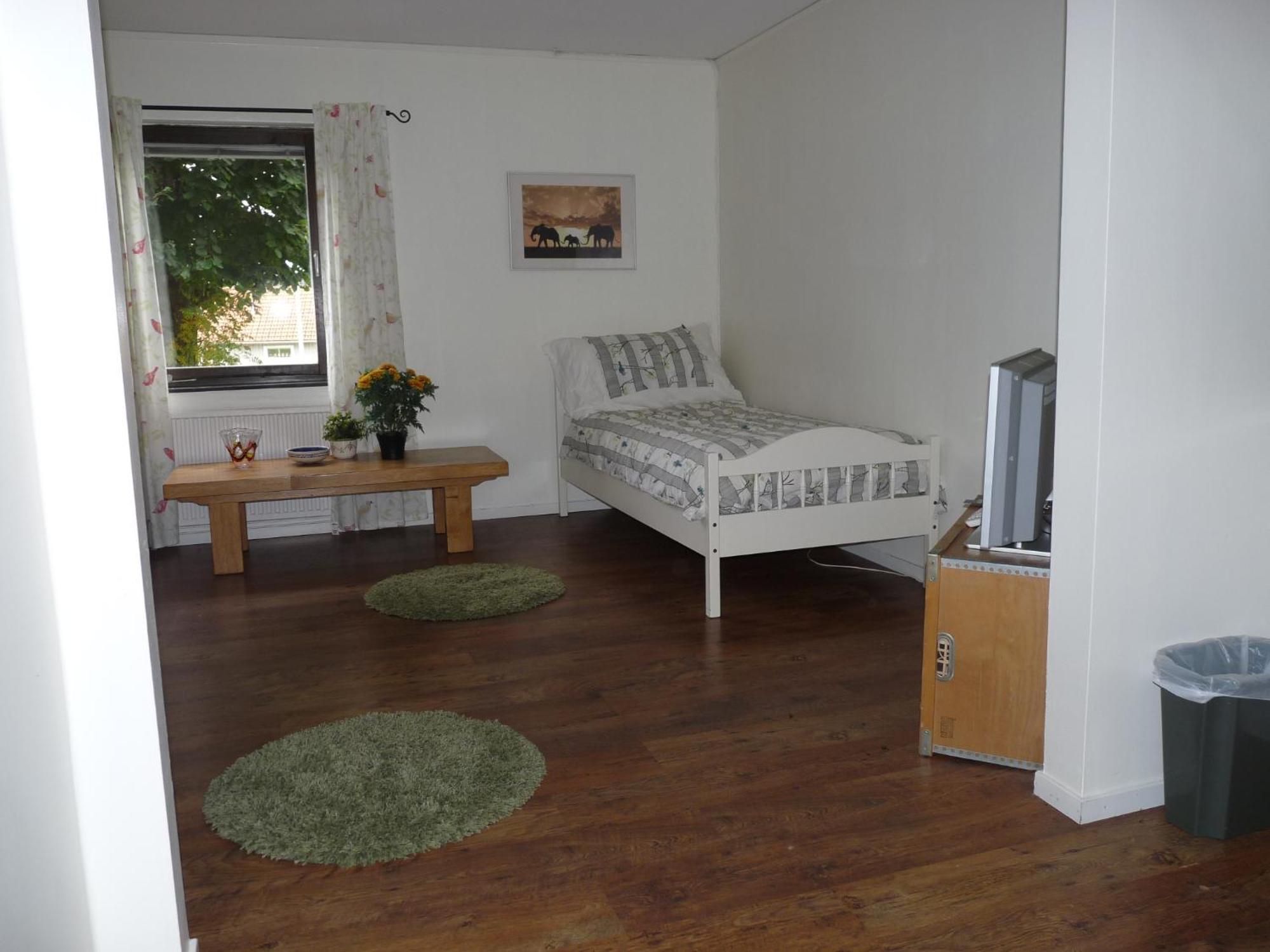 Ekhult Apartments - Ground Floor - Garden And Lake View Ulricehamn Room photo